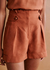 Mila Short