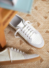Harper Sneakers
