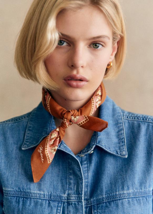 Gaston Scarf
