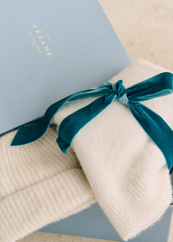 Gift set: Hat and scarf
