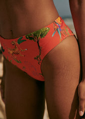 Sur le sable Bikini Bottoms G. Kero - Sézane x Ysé