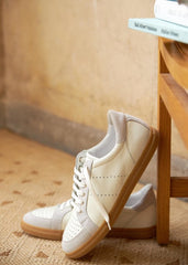 Harper Sneakers