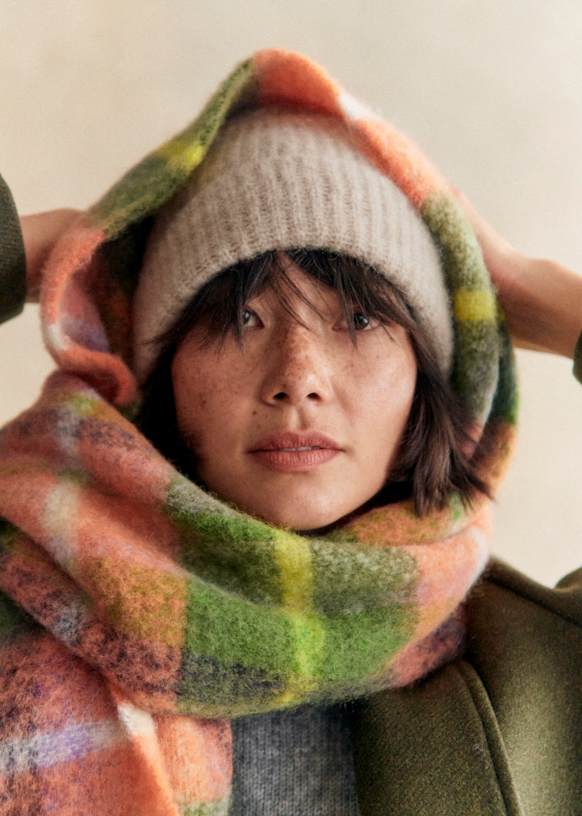 Louise Scarf