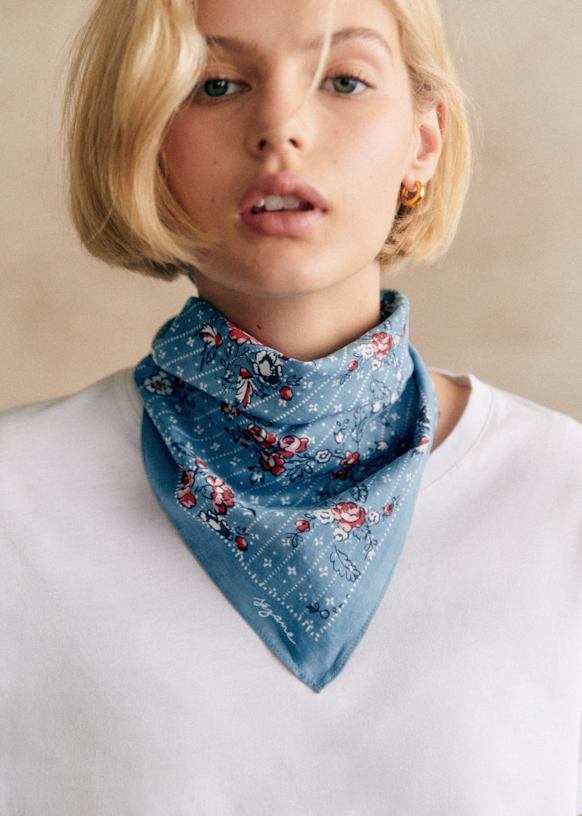 Gaston Scarf