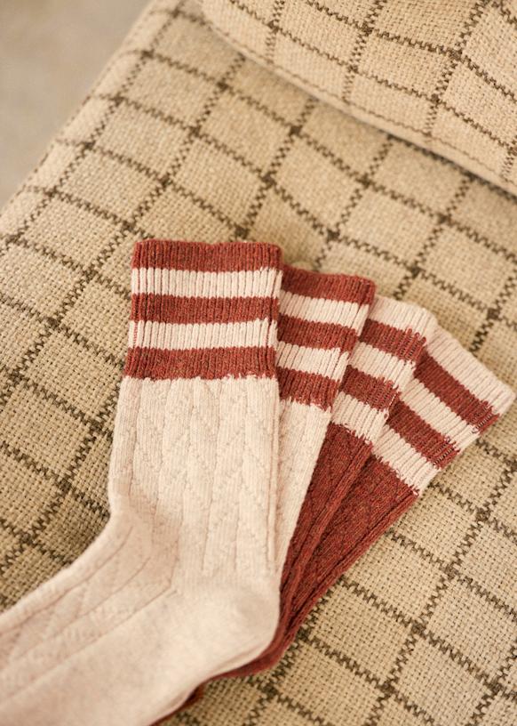 Pack Cedar Socks