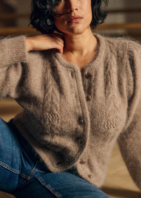 Evy Cardigan