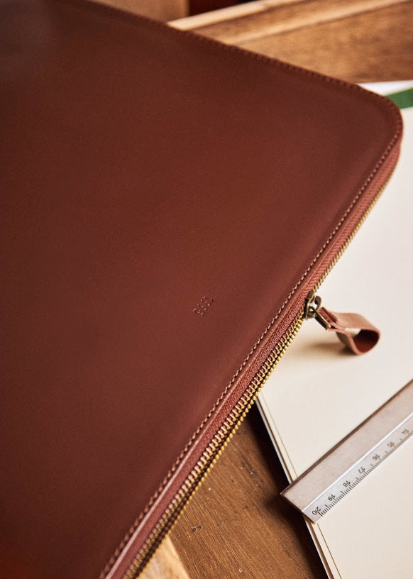 James Laptop Pouch