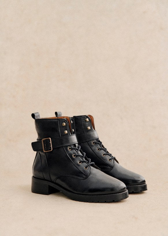 Dana Ankle boots