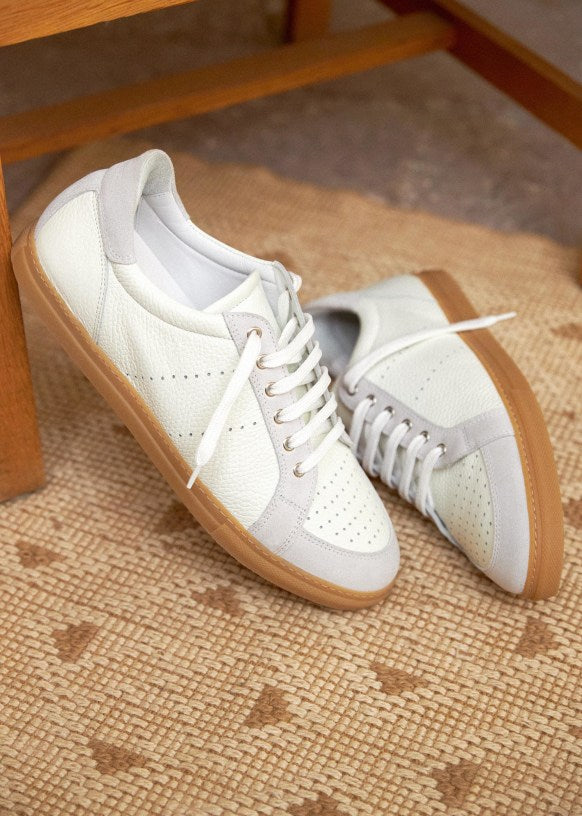 Harper Sneakers