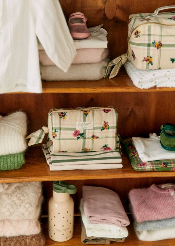 Beauty pouch