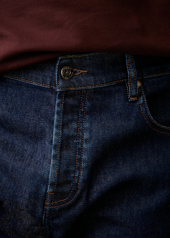 Avi Slim Jeans