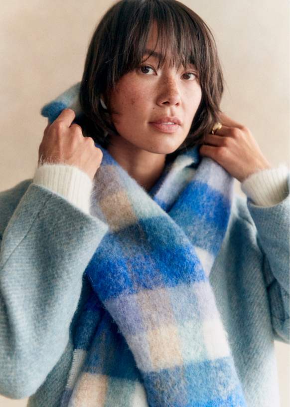 Louise Scarf