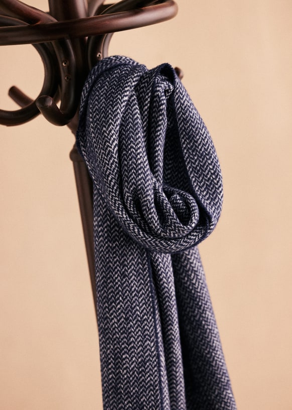 Lee Scarf