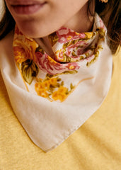 Gaston Scarf