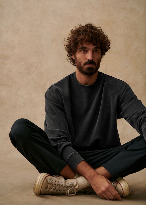 Boxy Sweatshirt