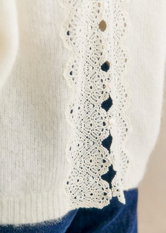 Astride Jumper