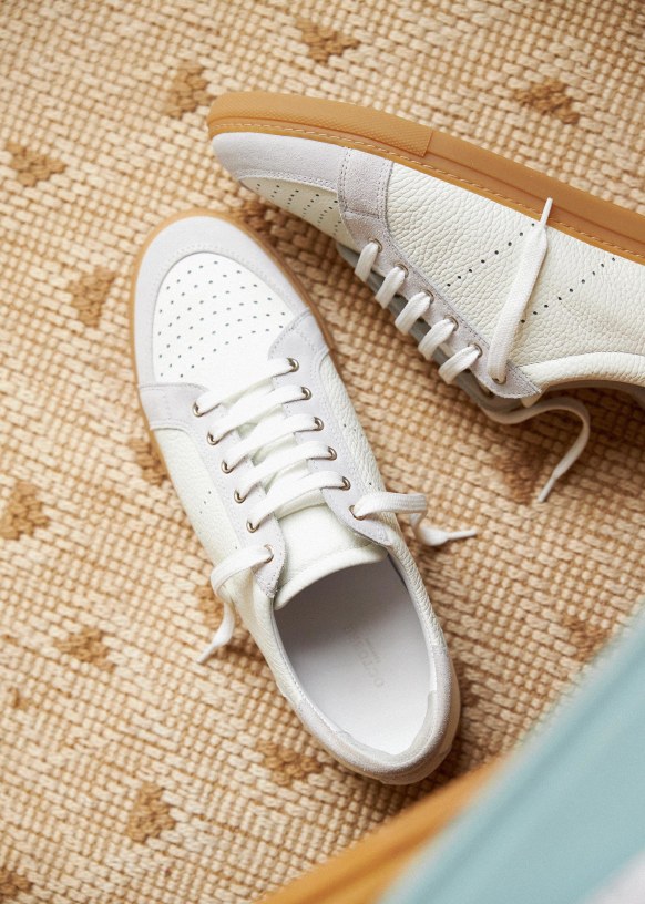 Harper Sneakers
