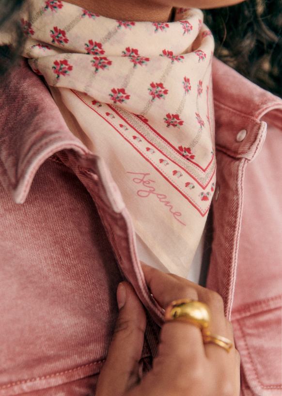 Gaston Scarf