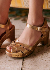 Isabelle Clogs