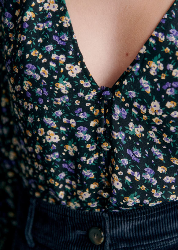 Gaya Blouse