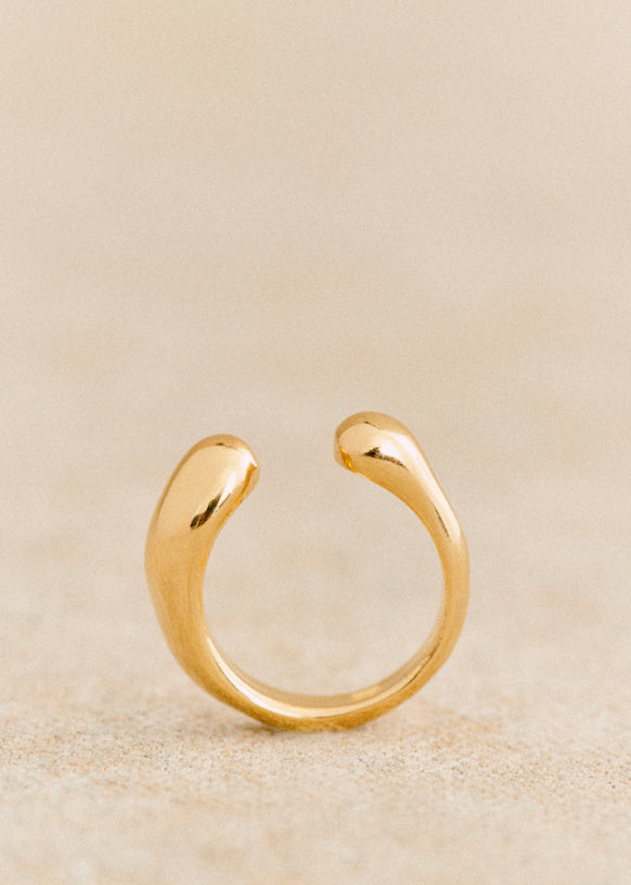 Ama Ring