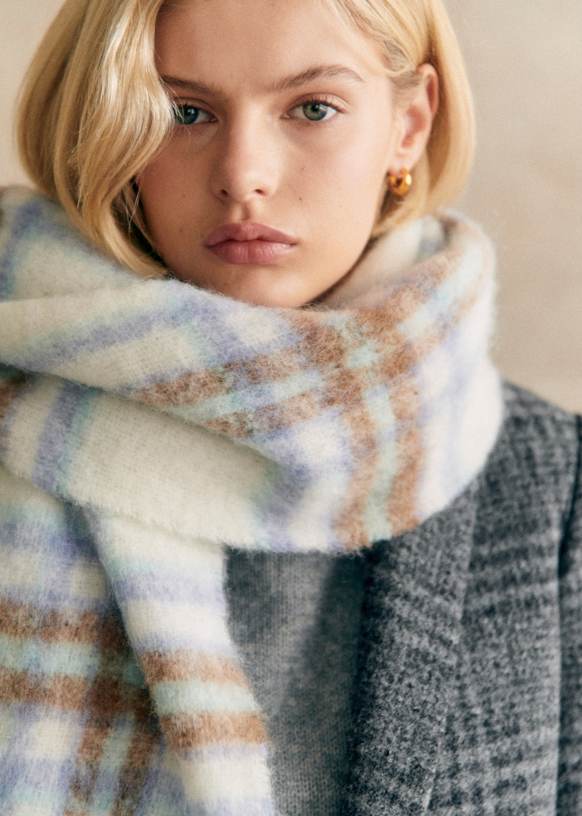 Louise Scarf