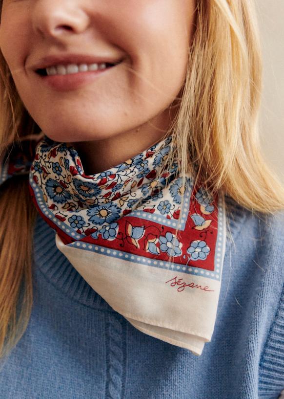 Gaston Scarf