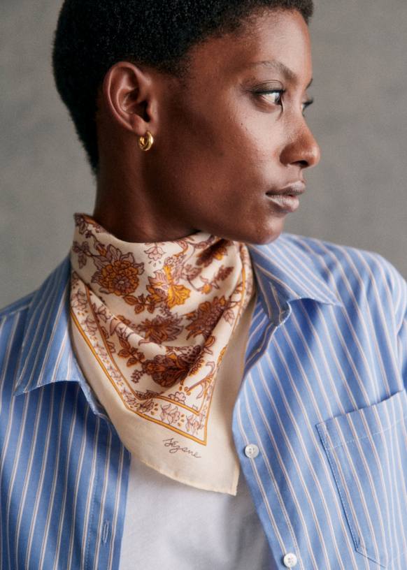 Gaston Scarf