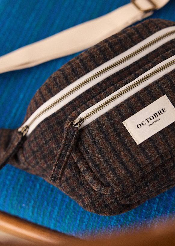 Ember crossbody pouch