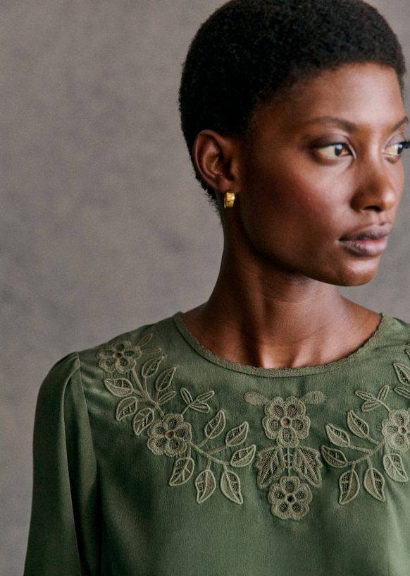 Carlotine Blouse