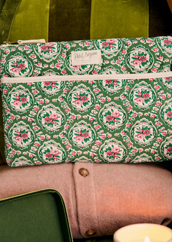 Large Flat Pouch