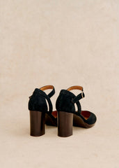 Katie Mary Janes
