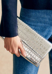 Leonie Pouch