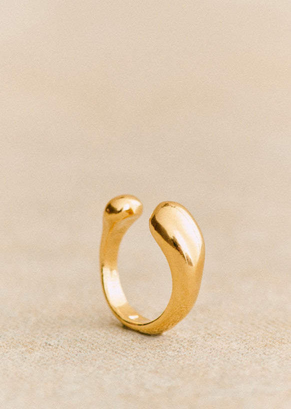 Ama Ring