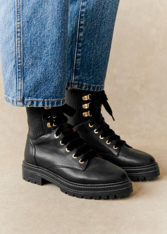 Niels Ankle Boots