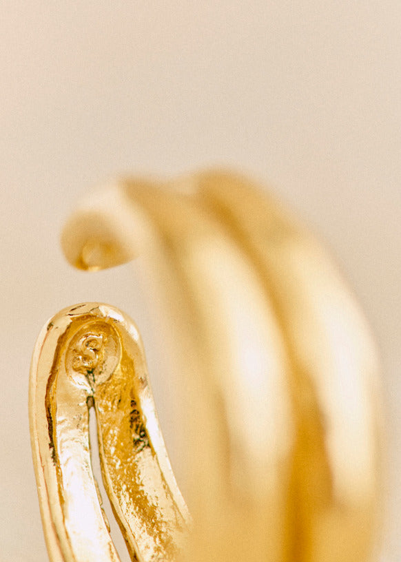 Theresa Ring