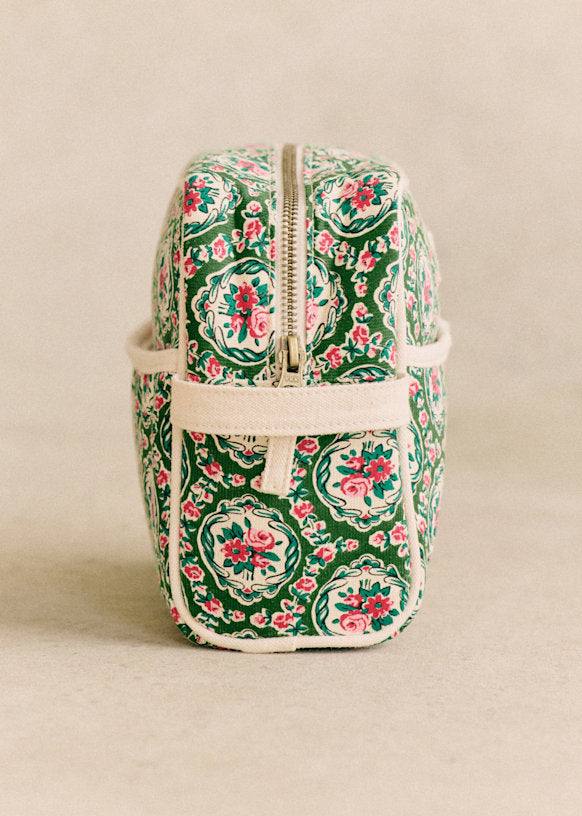 Large toiletry bag