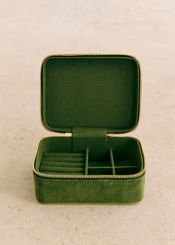 Large jewellery case
