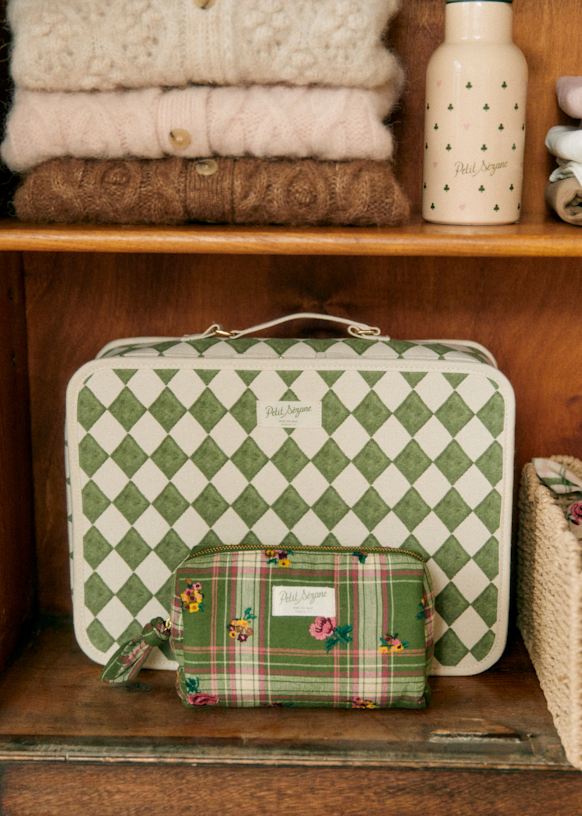 Beauty pouch