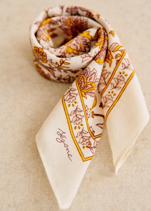 Gaston Scarf