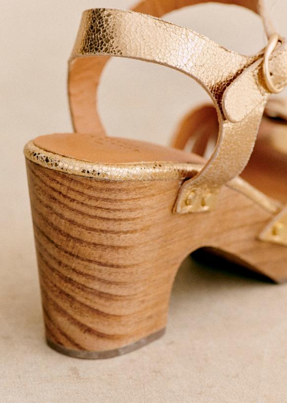 Isabelle Clogs