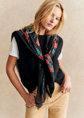 Pio Scarf