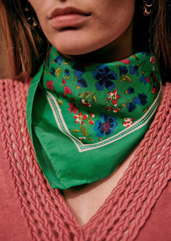 Cleopatra Scarf